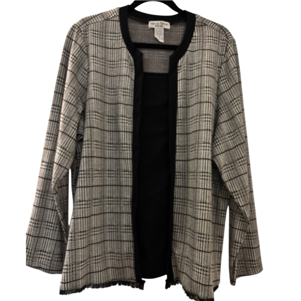 REBECCA MALONE top sweater.Sz 1X, black gray plaid. Fringe hem,solid insert.New.